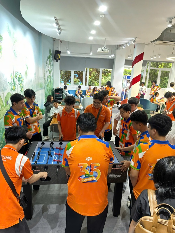 FPT-Polytechnic-HCM-lazada-6.jpg