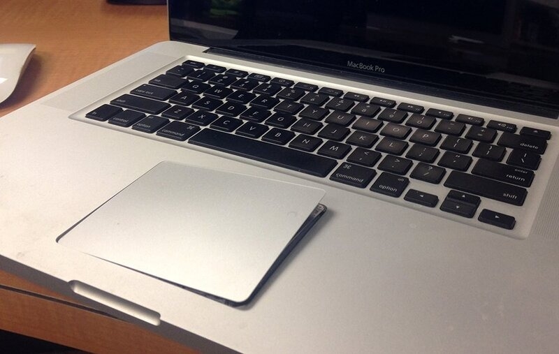 trackpad_macbook_bi_loan_3_c5b91050a3.jpg