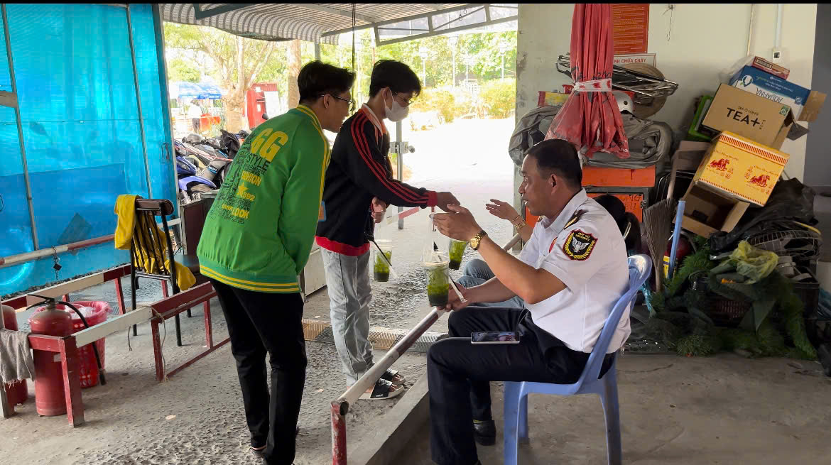 fpt-polytechnic-sinh-vien-gay-quy.jpg