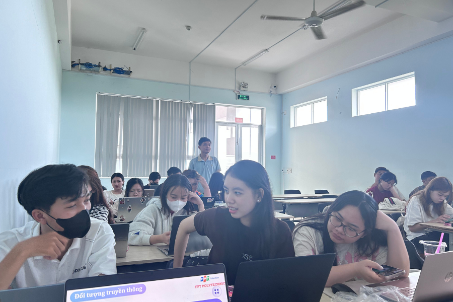 FPT-Polytechnic_CT_dao_duc_thuong_hieu-2.png