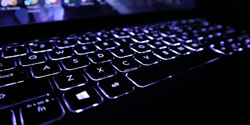 2104_cach-bat-den-ban-phim-laptop-1.jpg