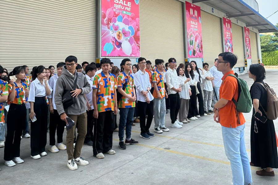 FPT-Polytechnic-HCM-lazada-3.jpg