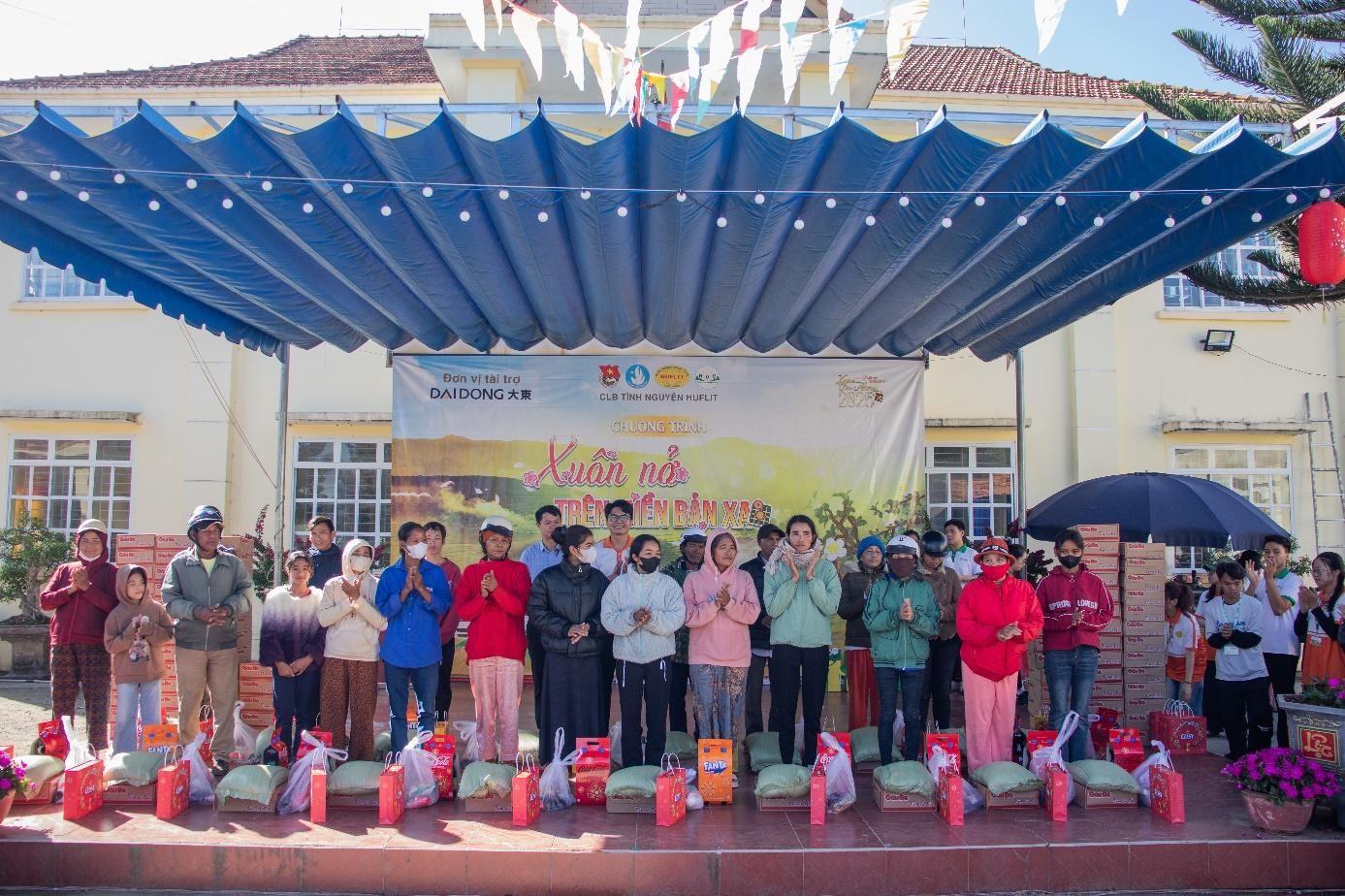 Doan-Hoi-HUFLIT-Xuan-Yeu-Thuong-2025-8.jpg