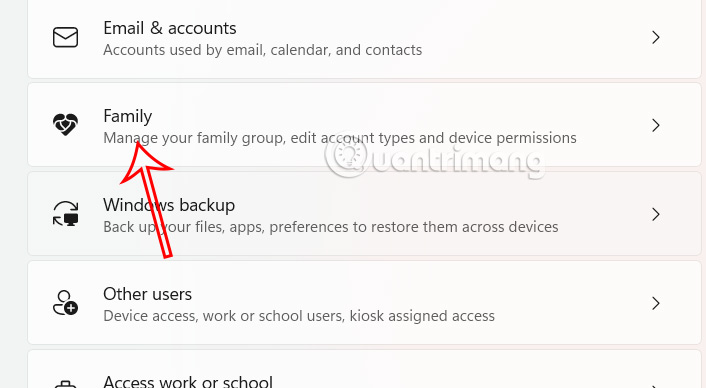 vo-hieu-hoa-User-Accounts-Windows-11-10.jpg